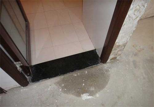 衛(wèi)生間墻角漏水 衛(wèi)生間墻角漏水